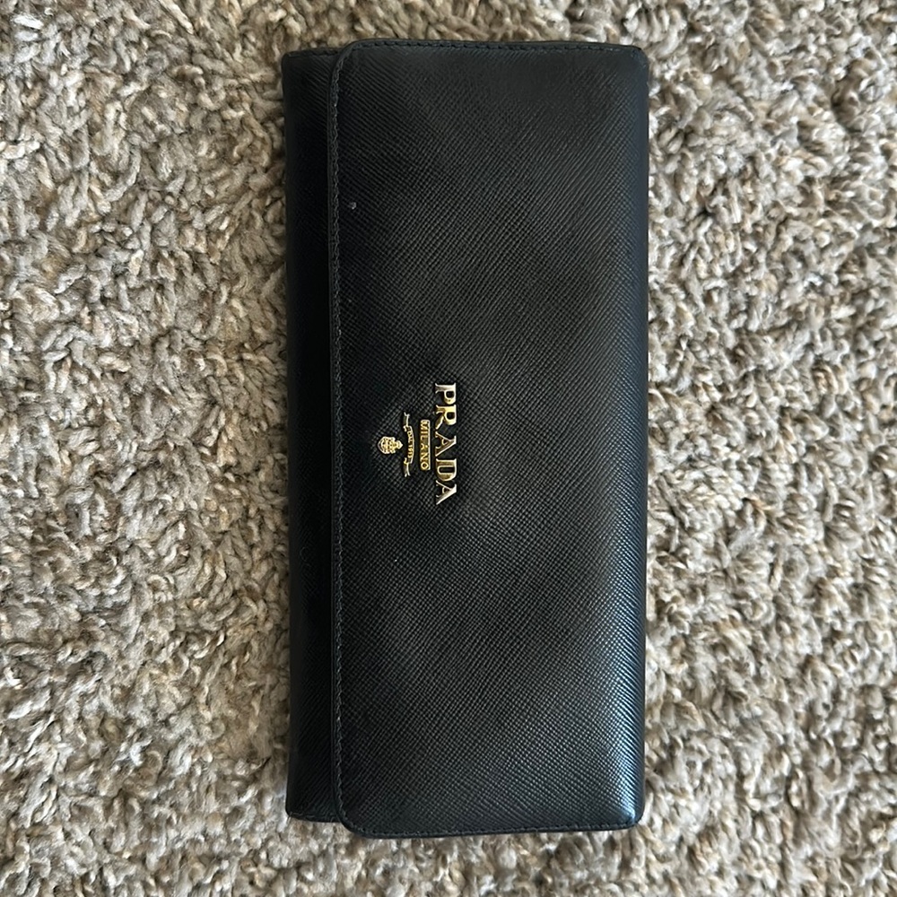 Prada black leather wallet